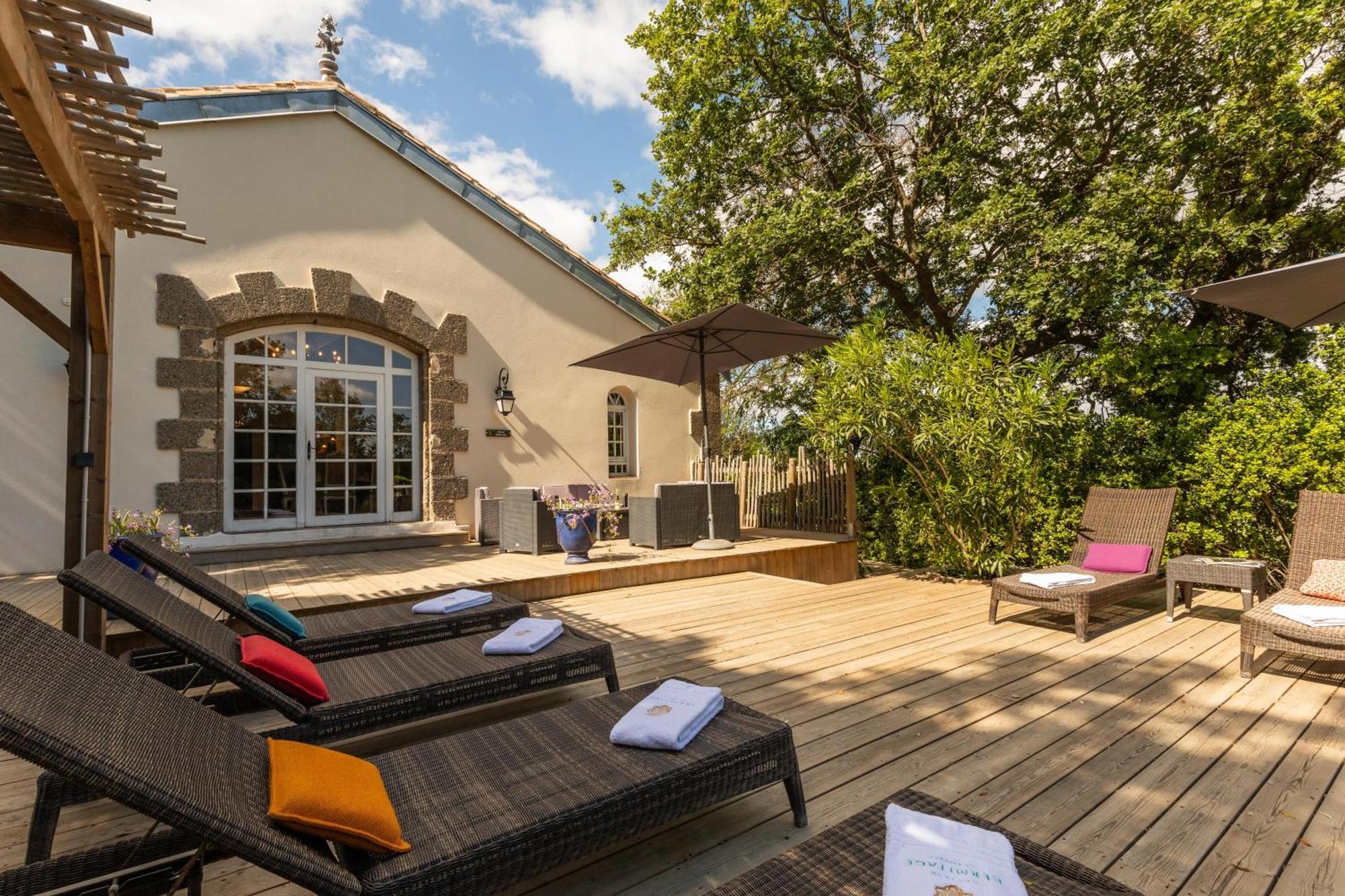 Chateau Hermitage De Combas Apart otel Servian Dış mekan fotoğraf