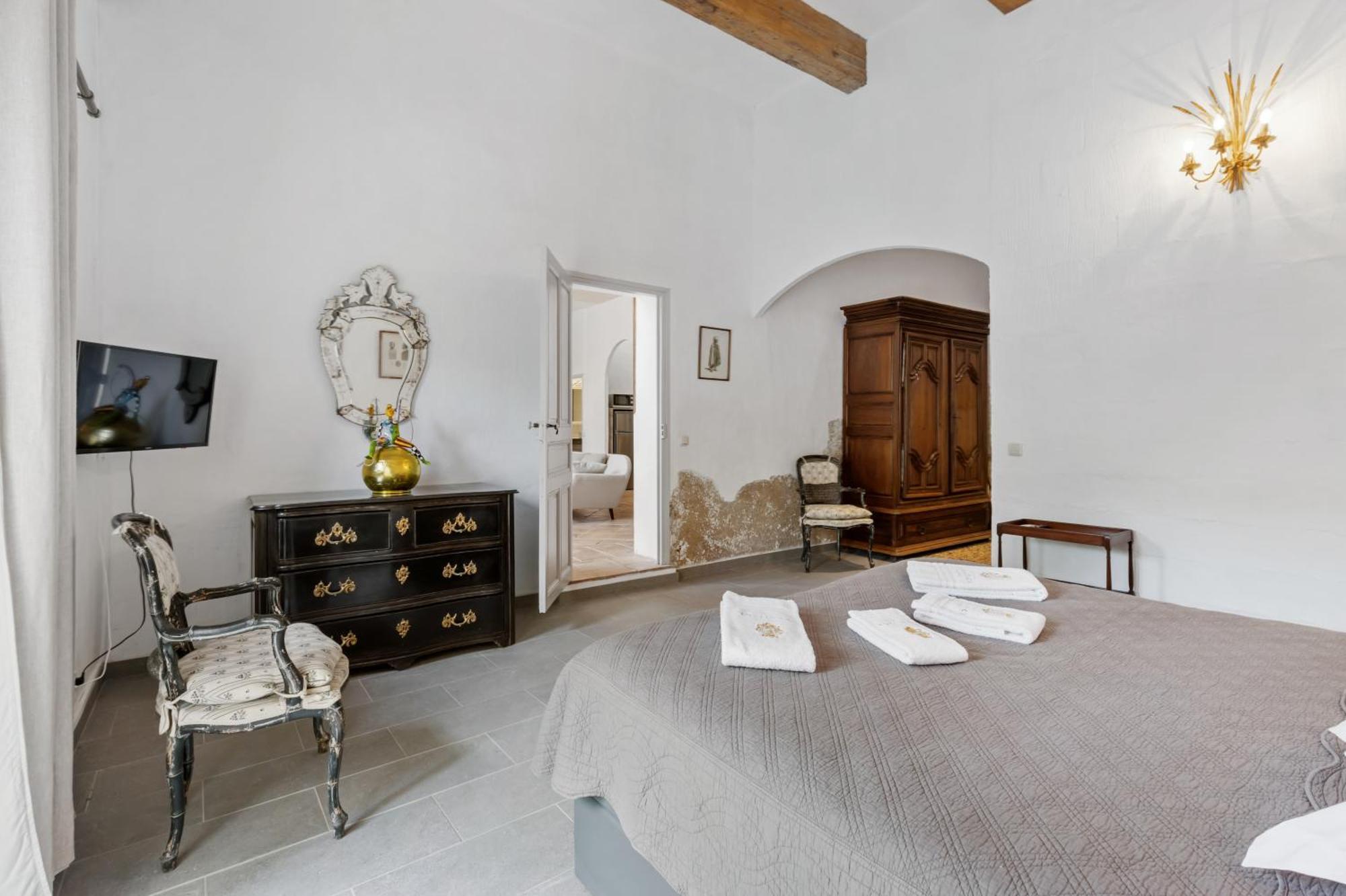 Chateau Hermitage De Combas Apart otel Servian Oda fotoğraf