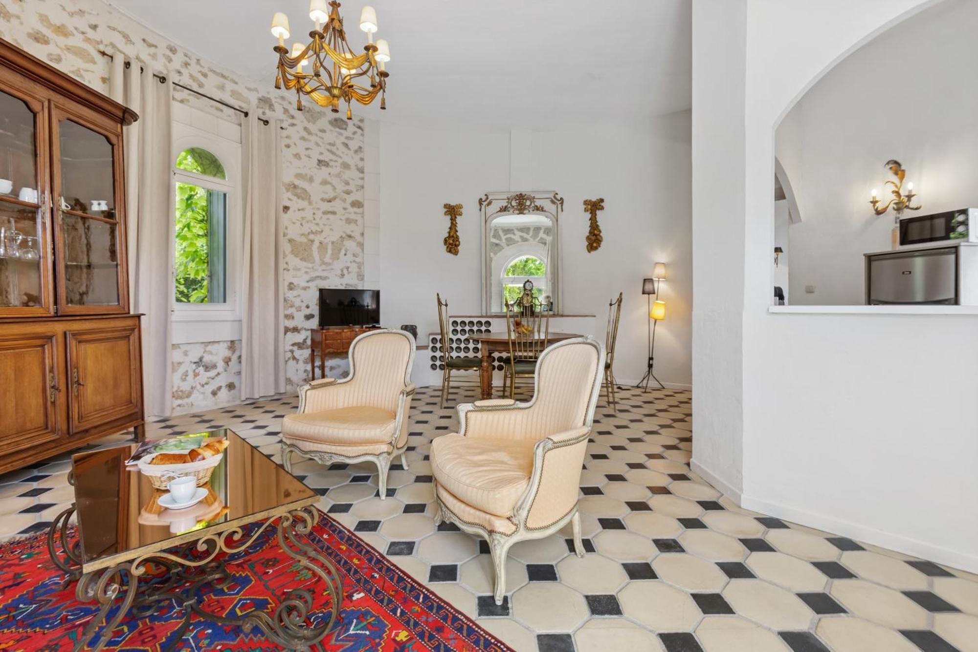 Chateau Hermitage De Combas Apart otel Servian Oda fotoğraf